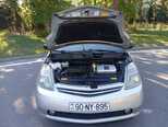 Toyota Prius-9