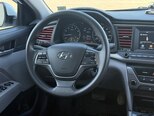 Hyundai Elantra-12
