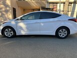 Hyundai Elantra-13
