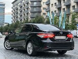 Toyota Camry-9