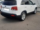 Kia Sorento-8