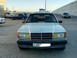 Mercedes 190-1