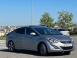 Hyundai Elantra-3