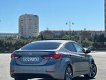 Hyundai Elantra-5