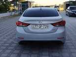 Hyundai Elantra-7