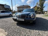 Mercedes E 240-2