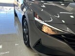 Hyundai Elantra-11