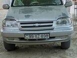 Chevrolet Niva-1