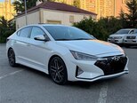 Hyundai Elantra-11