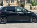 Peugeot 208-7