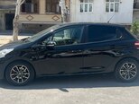 Peugeot 208-3