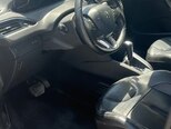 Peugeot 208-11