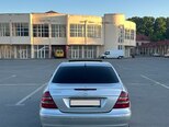 Mercedes E 200-8