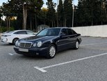 Mercedes E 240-2