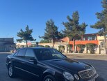 Mercedes E 280-10