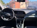 Hyundai Elantra-8