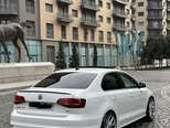 Volkswagen Jetta-3
