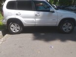 Chevrolet Niva-4