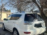 Mitsubishi Outlander-13