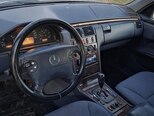 Mercedes E 220-12