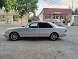 Mercedes E 230-3
