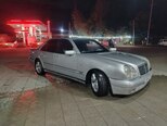 Mercedes E 230-8