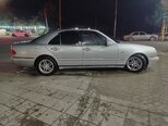 Mercedes E 230-7