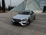 Mercedes E 300-1