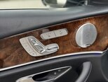 Mercedes E 300-9