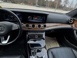 Mercedes E 300-7