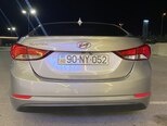 Hyundai Elantra-9