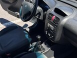 Opel Combo-13