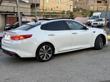 Kia K5-4