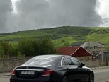Mercedes E 220 d-2