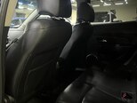 Chevrolet Cruze-13