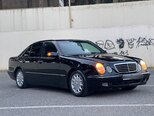 Mercedes E 240-4