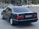 Mercedes E 240-20