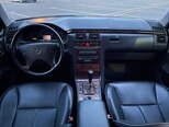 Mercedes E 240-21