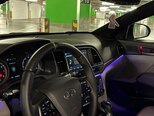 Hyundai Elantra-6
