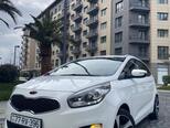 Kia Carens-1