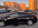 Hyundai Elantra-4