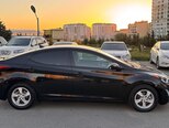 Hyundai Elantra-3