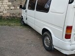 Ford Transit-12
