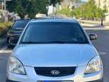 Kia Rio-1