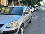 Kia Rio-5