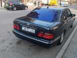 Mercedes E 280-10
