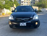 Kia Carens-9