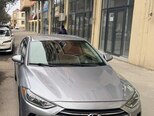 Hyundai Elantra-8