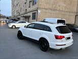 Audi Q7-4