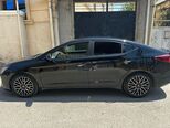 Hyundai Elantra-7